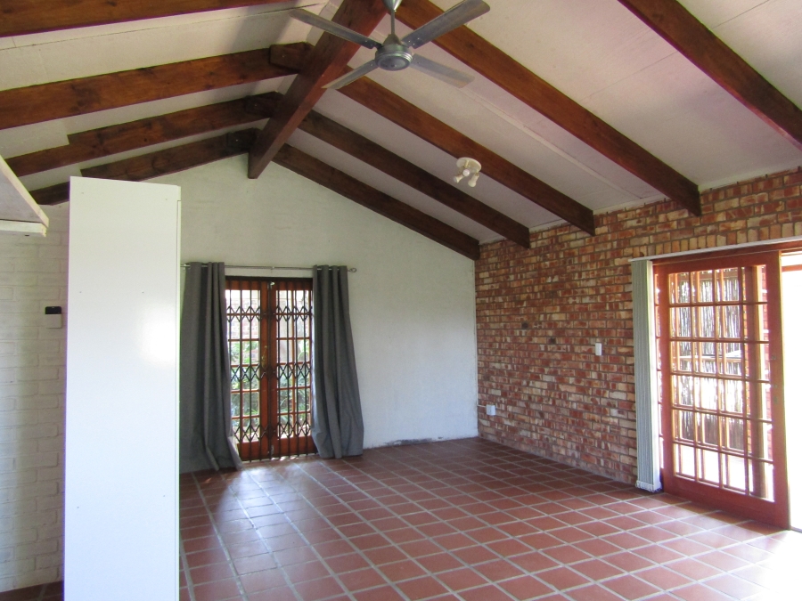 3 Bedroom Property for Sale in Humansdorp Eastern Cape